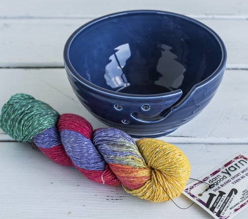 Ceramic Yarn Bowl and Rainbow Yarn Giveaway