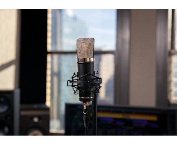 Kraft Music Giveaway Contest - Win a Professional Grade Condenser Microphone