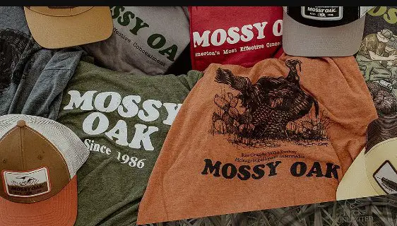 Lowe Boats Get Some New Gear Giveaway – Win A $150 Mossy Oak Gift Card (4 Winners)