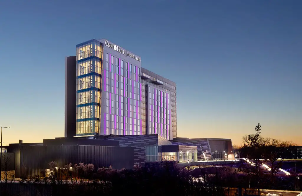 Win A Night Stay At The Omni Vikings Lake Hotel, Minnesota In The Pepsi Helmet Sweepstakes