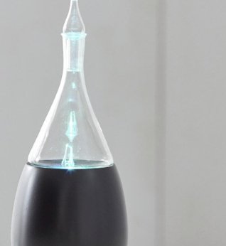 Win the Raindrop Nebulizing Diffuser in Black Wood